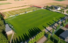 Boisko sportowe w Dobrczu