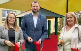 Otwarcie placu zabaw przy Żłobku Gminnym Kraina Bobasa w Dobrczu