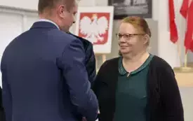 Podziękowania dla Komendanta Policji, Kierownika Biura Inwestycji i Budownictwa oraz Kierownika Gminnego Ośrodka Pomocy Społecznej