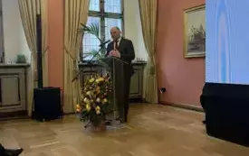 Radna Gminy Dobrcz odebrała z rąk Marszałka Piotra Całbeckiego nominację na nową kadencję 2024-2029