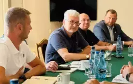Rozmowy z wykonawcą w sprawie budowy infrastruktury dla sp&oacute;łdzielni energetycznej