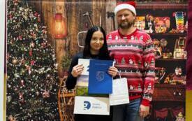 Wręczenie nagr&oacute;d w konkursie fotograficznym pn. "Cztery pory roku w Gminie Dobrcz"