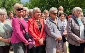 Radość, muzyka i wsp&oacute;lnota &ndash; Piknik Senior&oacute;w w Śliwkowym Sadzie