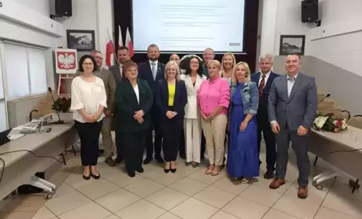 Zdjęcie do W&oacute;jt Gminy Dobrcz z wotum zaufania i absolutorium za 2024 rok!