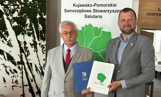 Zdjęcie do Podpisanie kolejnej umowy dotyczącej udzielenia pomocy finansowej dla pogorzelc&oacute;w