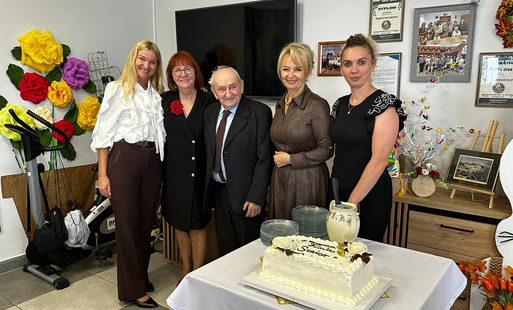 Zdjęcie do 5 lat Klubu Senior +
